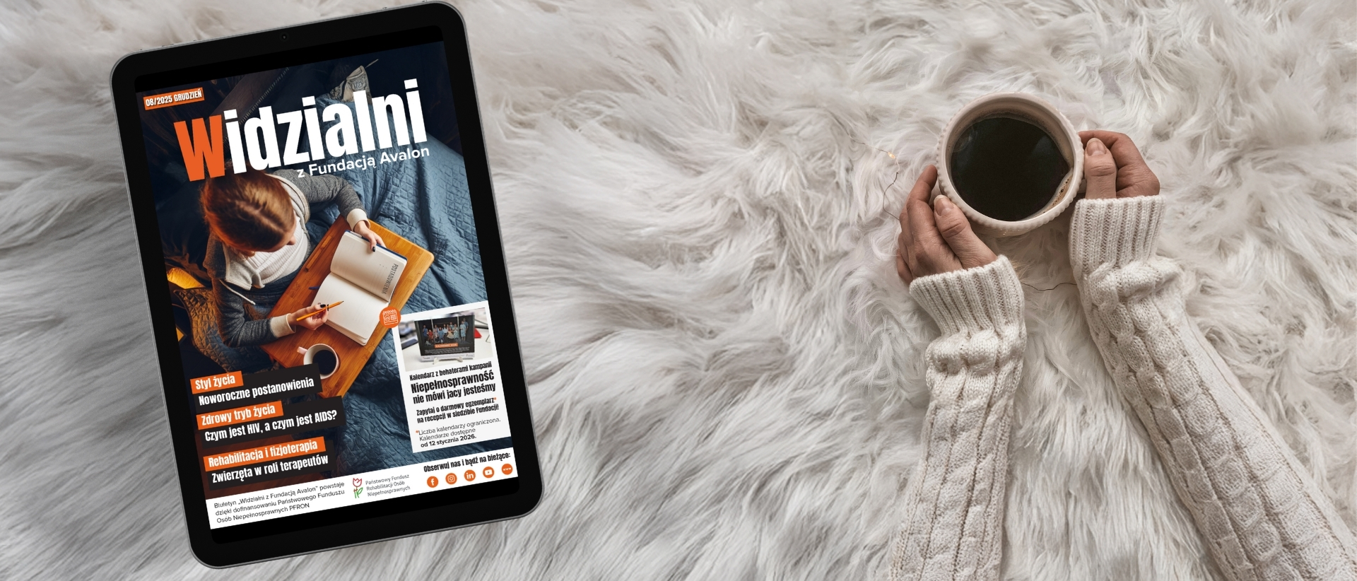 Wizualizacja okładki grudnuowego numeru biuletynu na tablecie.